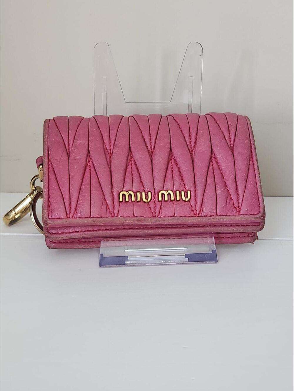 Miu Miu Matelassé Leather Keychain Wallet – Pink – Good Condition